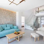Aros Luxury Villa *