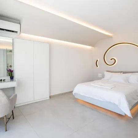 Aros Luxury *