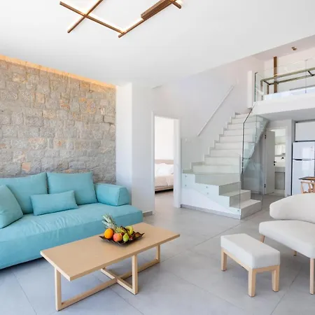 Aros Luxury Villa *